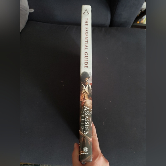 Assassin's Creed Essential Guide - Picture 2 of 4